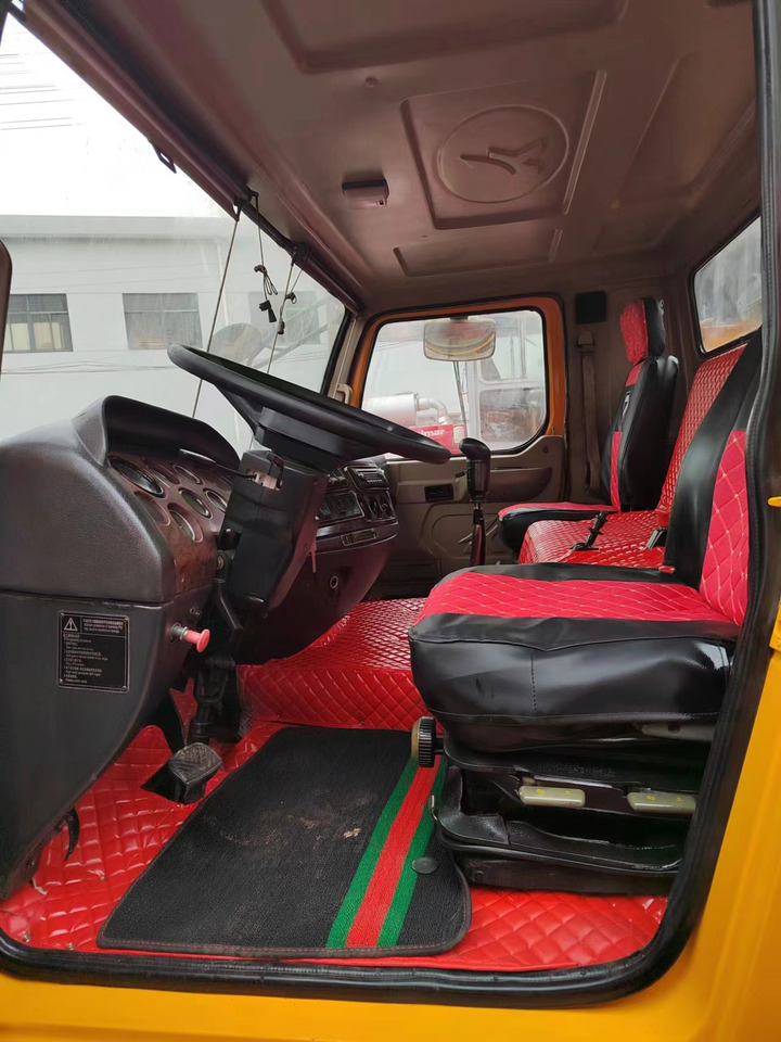 Leie XCMG QY70K good condition QY25K QY50K QY100K QY130K China brand mobile crane XCMG QY70K good condition QY25K QY50K QY100K QY130K China brand mobile crane: bilde 6