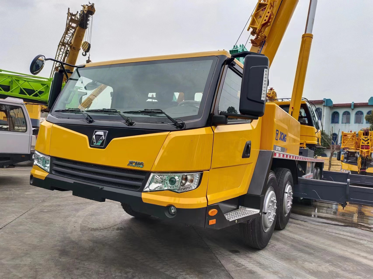 XCMG QY75KC QY75K truck crane 75tons - Mobilkran: bilde 2 XCMG QY75KC QY75K truck crane 75tons - Mobilkran: bilde 2