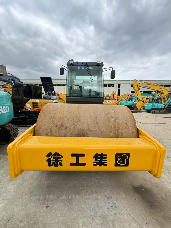 XCMG XS222J - Kompaktor: bilde 4 XCMG XS222J - Kompaktor: bilde 4