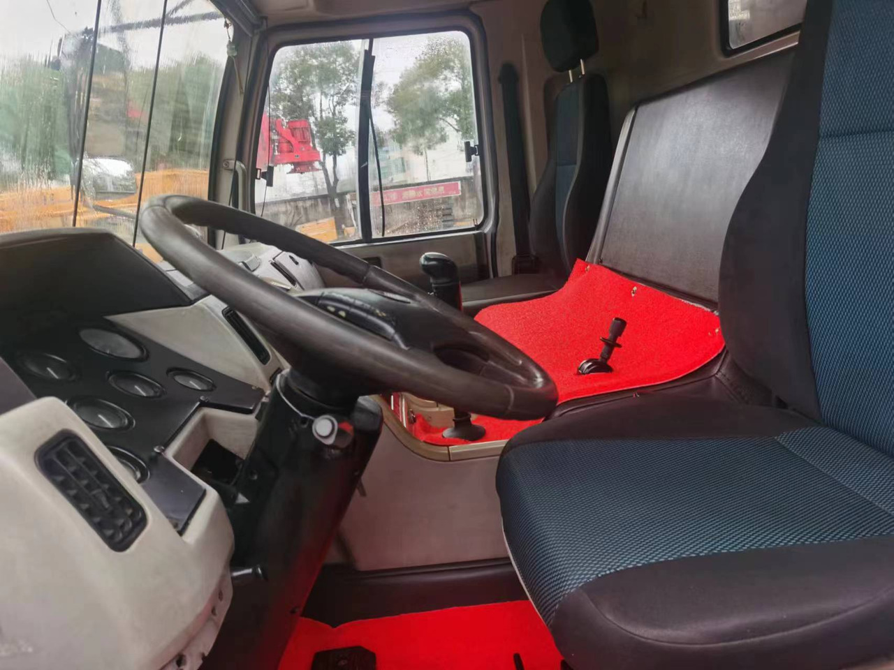 ZOOMLION ZTC251V - Mobilkran: bilde 3 ZOOMLION ZTC251V - Mobilkran: bilde 3