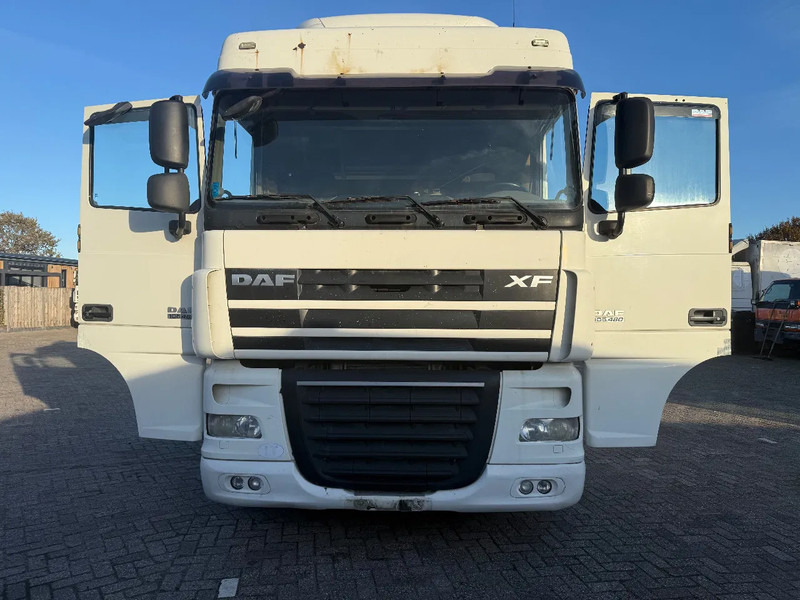DAF XF 105.460 Tractor unit - Trekkvogn: bilde 2 DAF XF 105.460 Tractor unit - Trekkvogn: bilde 2