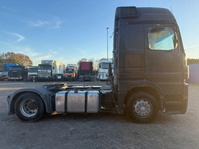 Mercedes-Benz Actros 1844 3 pedals - Trekkvogn: bilde 4 Mercedes-Benz Actros 1844 3 pedals - Trekkvogn: bilde 4