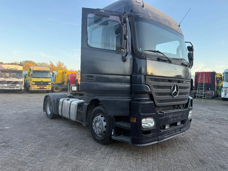 Mercedes-Benz Actros 1844 3 pedals - Trekkvogn: bilde 1 Mercedes-Benz Actros 1844 3 pedals - Trekkvogn: bilde 1