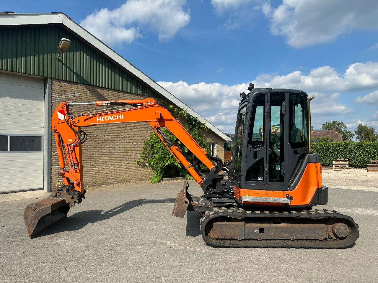 Hitachi ZX50U-2 CLR - Minigraver: bilde 1 Hitachi ZX50U-2 CLR - Minigraver: bilde 1