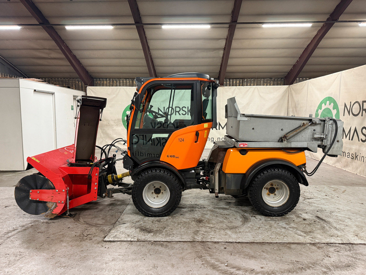 Andre Holder C65 SC - Kommunale traktor: bilde 2 Andre Holder C65 SC - Kommunale traktor: bilde 2