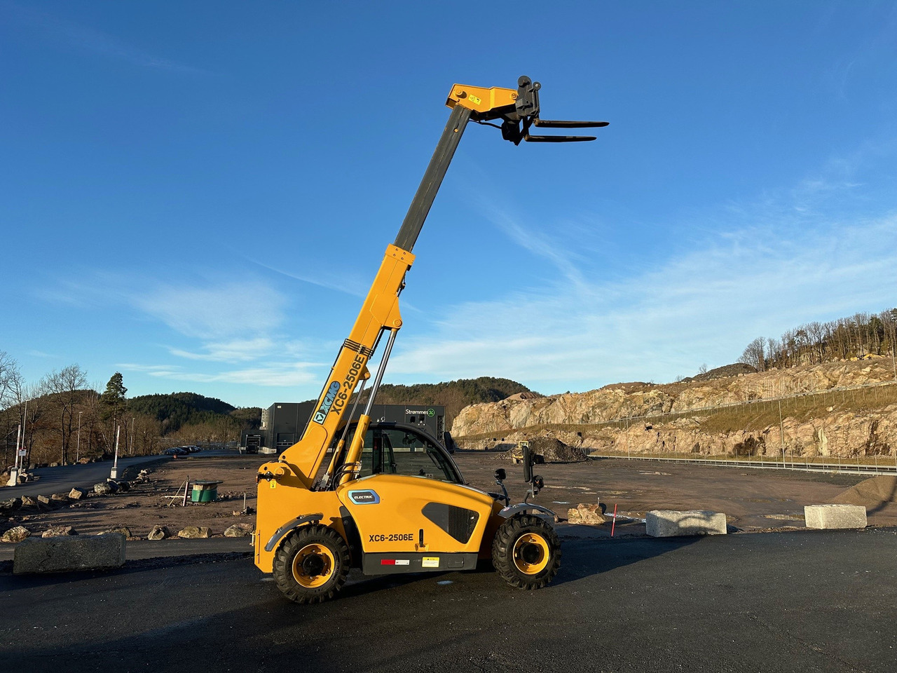 Andre XCMG 2506E #ELECTRIC - Teleskoplastere: bilde 2 Andre XCMG 2506E #ELECTRIC - Teleskoplastere: bilde 2