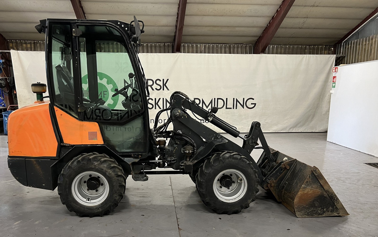Giant V452T X-TRA HD - Hjullaster: bilde 5 Giant V452T X-TRA HD - Hjullaster: bilde 5