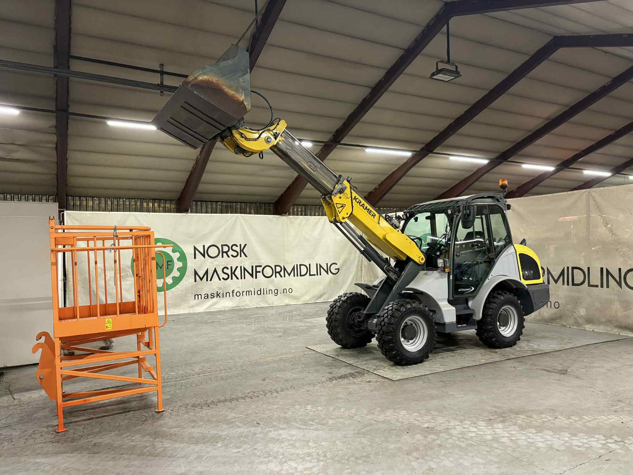 KramerAllrad 8085T #Traktor, Mannskapskurv og Skuffe - Hjullaster: bilde 2 KramerAllrad 8085T #Traktor, Mannskapskurv og Skuffe - Hjullaster: bilde 2