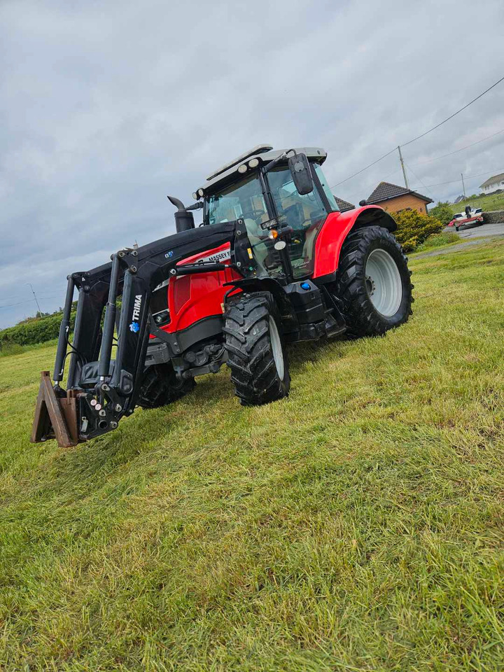 Massey Ferguson 6715S Dyna VT - Traktor: bilde 2 Massey Ferguson 6715S Dyna VT - Traktor: bilde 2