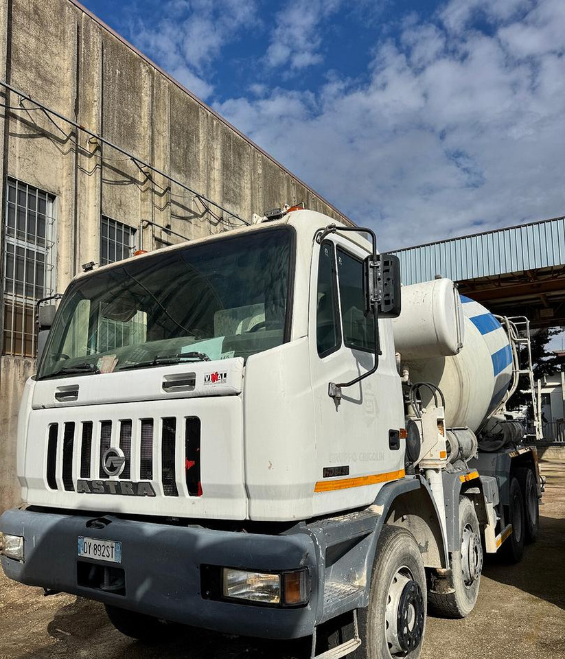 Betonpompa 28MT CIFA ASTRA HD84.38 - Pumpemixer: bilde 2 Betonpompa 28MT CIFA ASTRA HD84.38 - Pumpemixer: bilde 2