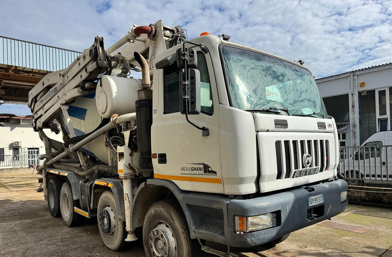 Betonpompa 28MT CIFA ASTRA HD84.38 - Pumpemixer: bilde 1 Betonpompa 28MT CIFA ASTRA HD84.38 - Pumpemixer: bilde 1