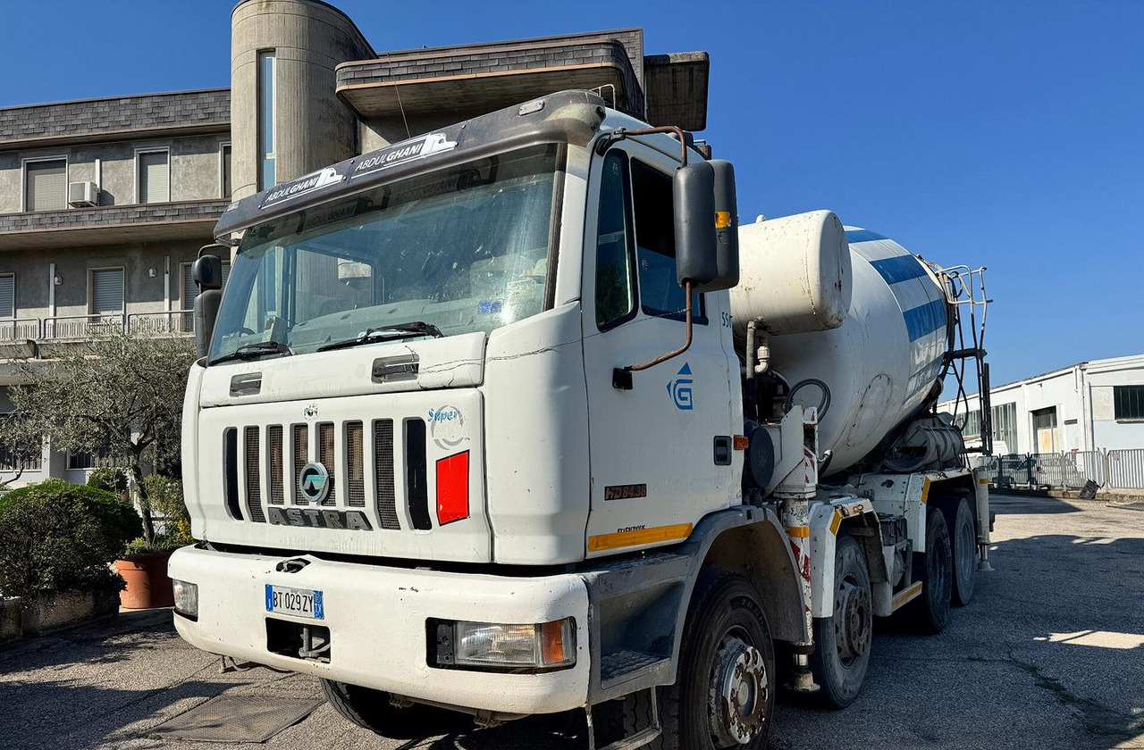 Betonpompa CIFA ASTRA HD84.38 - 2003 - Pumpemixer: bilde 1 Betonpompa CIFA ASTRA HD84.38 - 2003 - Pumpemixer: bilde 1