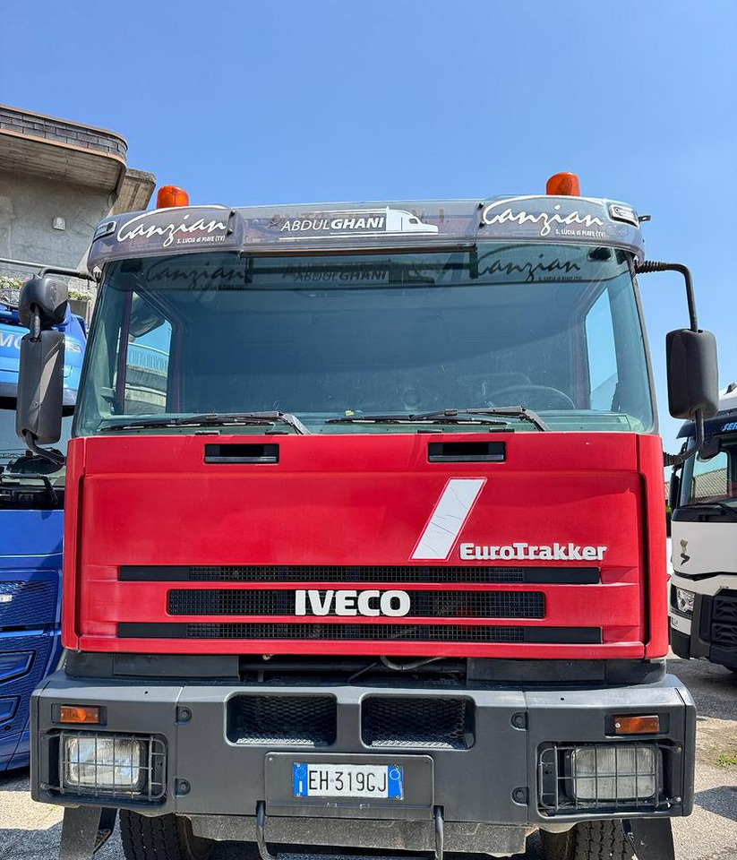 IVECO TRAKKER 420 - 8X4 - Tippbil: bilde 3 IVECO TRAKKER 420 - 8X4 - Tippbil: bilde 3