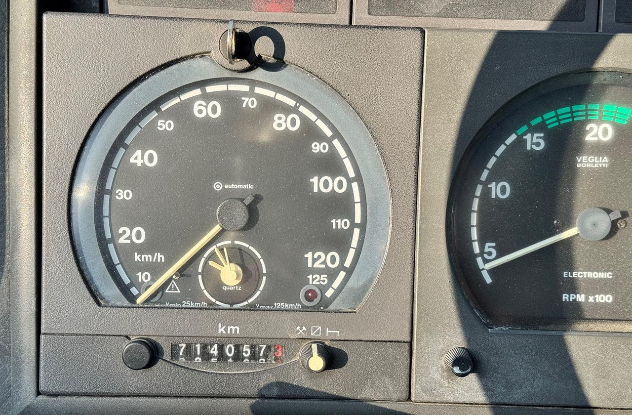 Iveco Eurocargo 150E23 con Gru HIAB - Planbil, Kranbil: bilde 3 Iveco Eurocargo 150E23 con Gru HIAB - Planbil, Kranbil: bilde 3