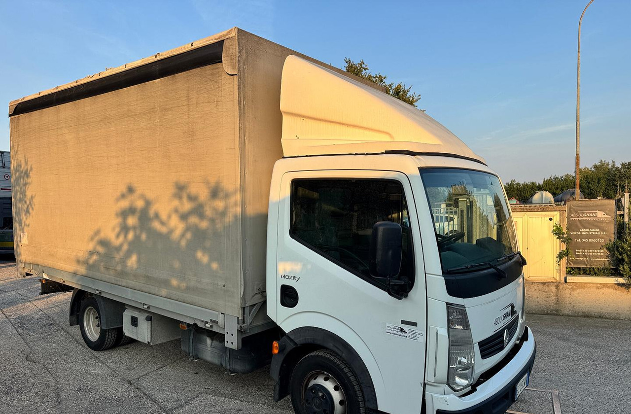 Renault Trucks Maxity 135.35 dxi - Kapellbil: bilde 3 Renault Trucks Maxity 135.35 dxi - Kapellbil: bilde 3