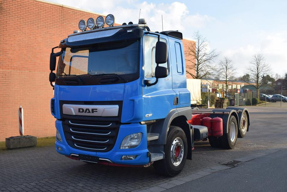 DAF CF 450 6x2 Fahrgestell Klima Navi Lift Retarder - Chassis lastebil: bilde 1 DAF CF 450 6x2 Fahrgestell Klima Navi Lift Retarder - Chassis lastebil: bilde 1