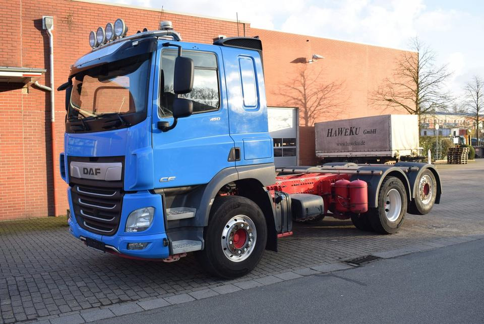 DAF CF 450 6x2 Fahrgestell Klima Navi Lift Retarder - Chassis lastebil: bilde 2 DAF CF 450 6x2 Fahrgestell Klima Navi Lift Retarder - Chassis lastebil: bilde 2