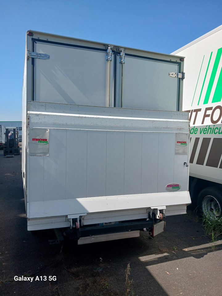 IVECO DAILY 35S14 KONTENER CHŁODNIA WINDA NR 881 - Kjølebil: bilde 1 IVECO DAILY 35S14 KONTENER CHŁODNIA WINDA NR 881 - Kjølebil: bilde 1