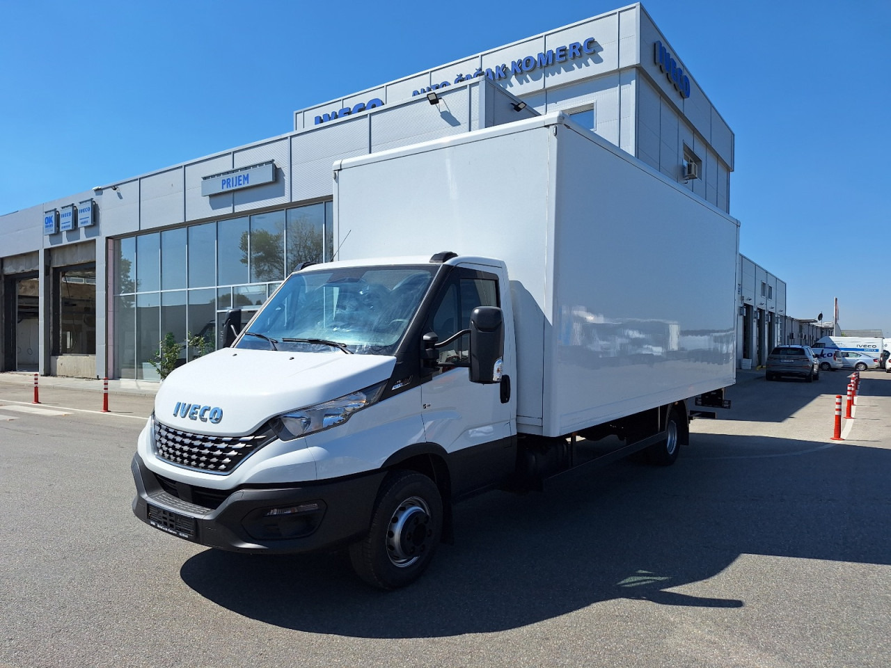 IVECO DAILY 72C18 A8 34m3 - Kassebil: bilde 1 IVECO DAILY 72C18 A8 34m3 - Kassebil: bilde 1
