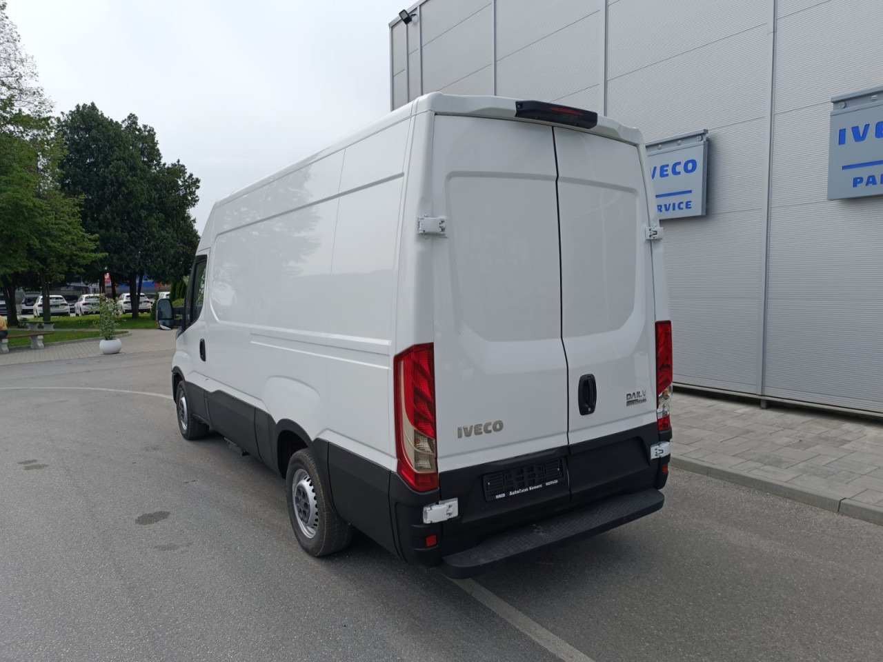 Leie IVECO Daily 35S14N 12m3 IVECO Daily 35S14N 12m3: bilde 9