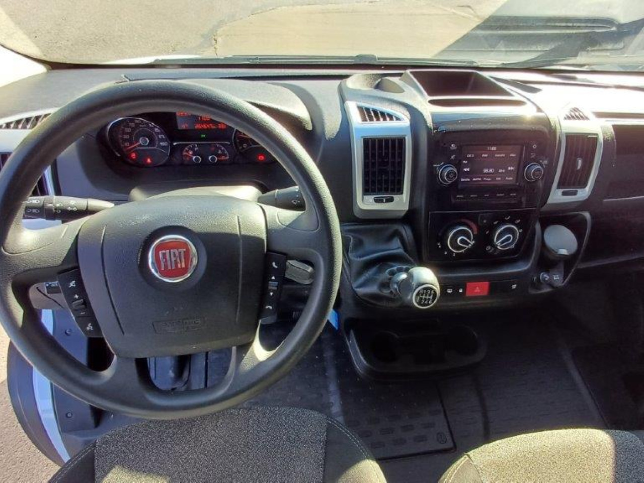 Interior photo 1: Kassebil FIAT Ducato L4H3 Maxi Interior photo 1: Kassebil FIAT Ducato L4H3 Maxi