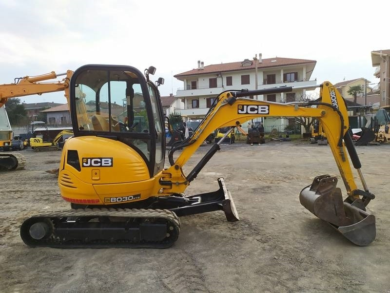 JCB 8030 ZTS - Minigraver: bilde 4 JCB 8030 ZTS - Minigraver: bilde 4