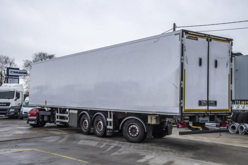 Asca CARRIER 1850 MT+CLOISON+ESS. DIRECT./STEERING/GELENKT - Kjølesemi: bilde 2 Asca CARRIER 1850 MT+CLOISON+ESS. DIRECT./STEERING/GELENKT - Kjølesemi: bilde 2