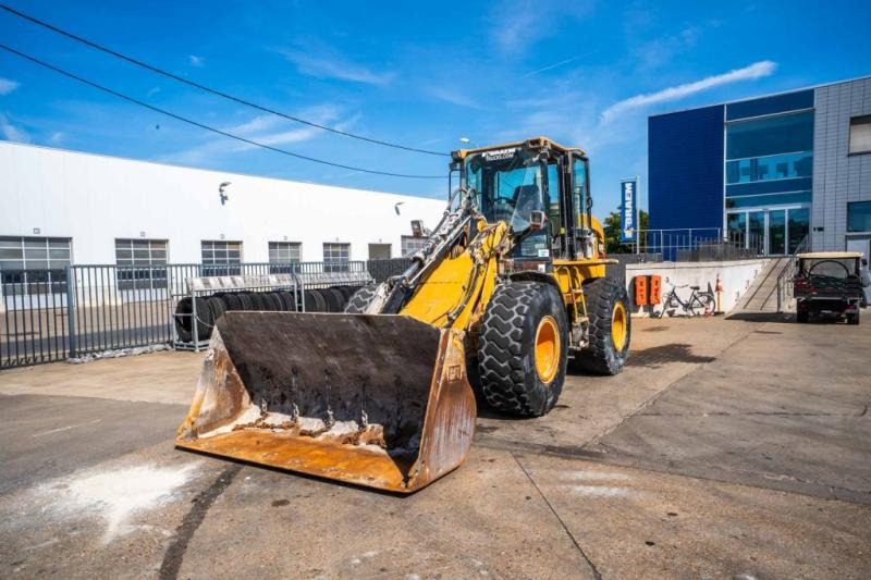 Caterpillar CAT 924G // GODET 3m3 - Hjullaster: bilde 1 Caterpillar CAT 924G // GODET 3m3 - Hjullaster: bilde 1