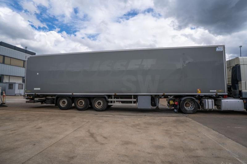 Chereau CHEREAU+CARRIER 1950 MT+DHOLLANDIA 2.5T - Kjølesemi: bilde 3 Chereau CHEREAU+CARRIER 1950 MT+DHOLLANDIA 2.5T - Kjølesemi: bilde 3