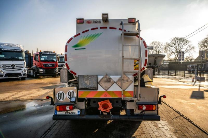 Iveco EURO CARGO 100-220 +CM 5500L + 3 COMP. - Tankbil: bilde 5 Iveco EURO CARGO 100-220 +CM 5500L + 3 COMP. - Tankbil: bilde 5