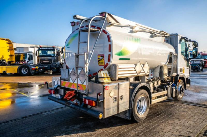 Iveco EURO CARGO 100-220 +CM 5500L + 3 COMP. - Tankbil: bilde 4 Iveco EURO CARGO 100-220 +CM 5500L + 3 COMP. - Tankbil: bilde 4