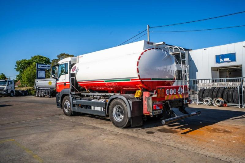 MAN TGS 18.400 4x4H +ALU CM 11.500L /4 COMP - Tankbil: bilde 5 MAN TGS 18.400 4x4H +ALU CM 11.500L /4 COMP - Tankbil: bilde 5