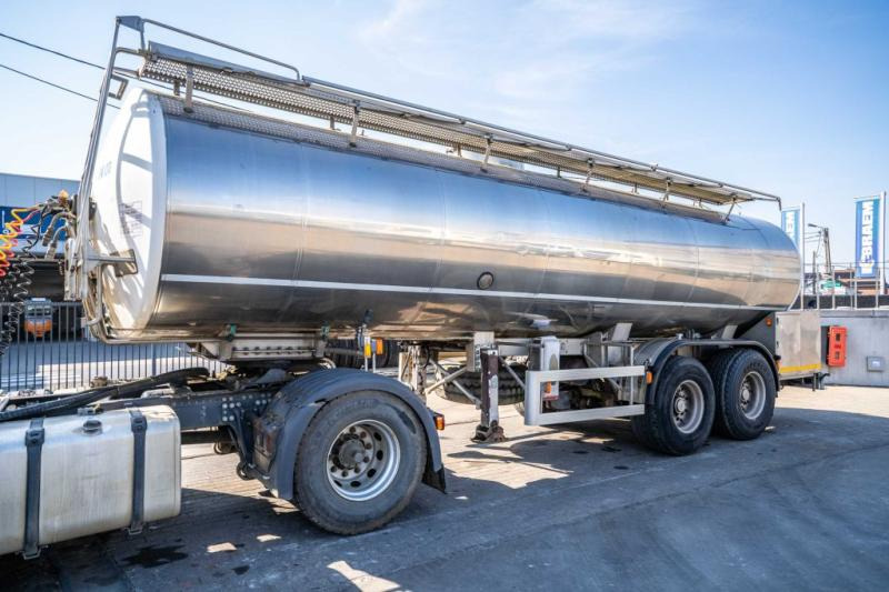 Magyar CITERNE HYDROLIQUE MONO-CUVE + 26.000 L - Tanksemi: bilde 1 Magyar CITERNE HYDROLIQUE MONO-CUVE + 26.000 L - Tanksemi: bilde 1