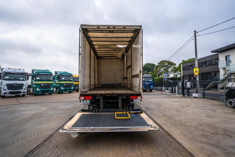 Kapellbil Renault PREMIUM 270 DXI+DHOLLANDIA: bilde 8 Kapellbil Renault PREMIUM 270 DXI+DHOLLANDIA: bilde 8