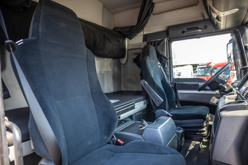 Interior photo 2: Trekkvogn MAN TGX 18.480 XLX BLS+INTARDER