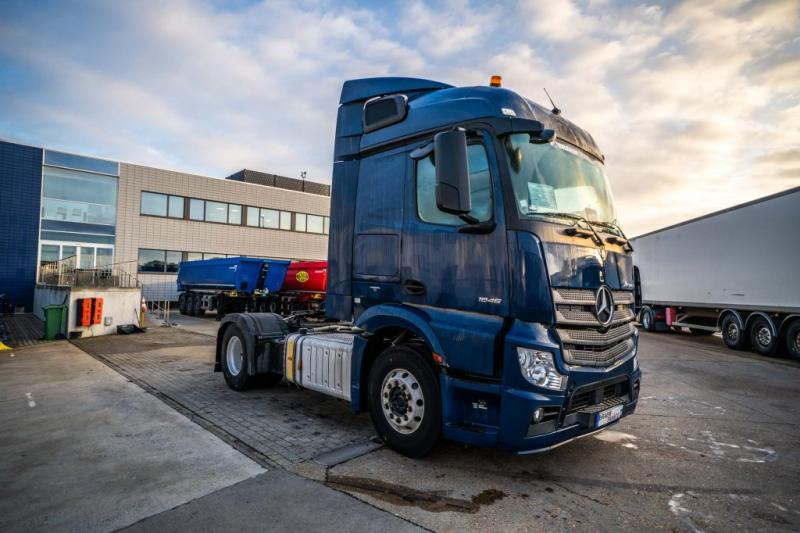 Mercedes ACTROS 1846 LS + HYDR. - Trekkvogn: bilde 2 Mercedes ACTROS 1846 LS + HYDR. - Trekkvogn: bilde 2