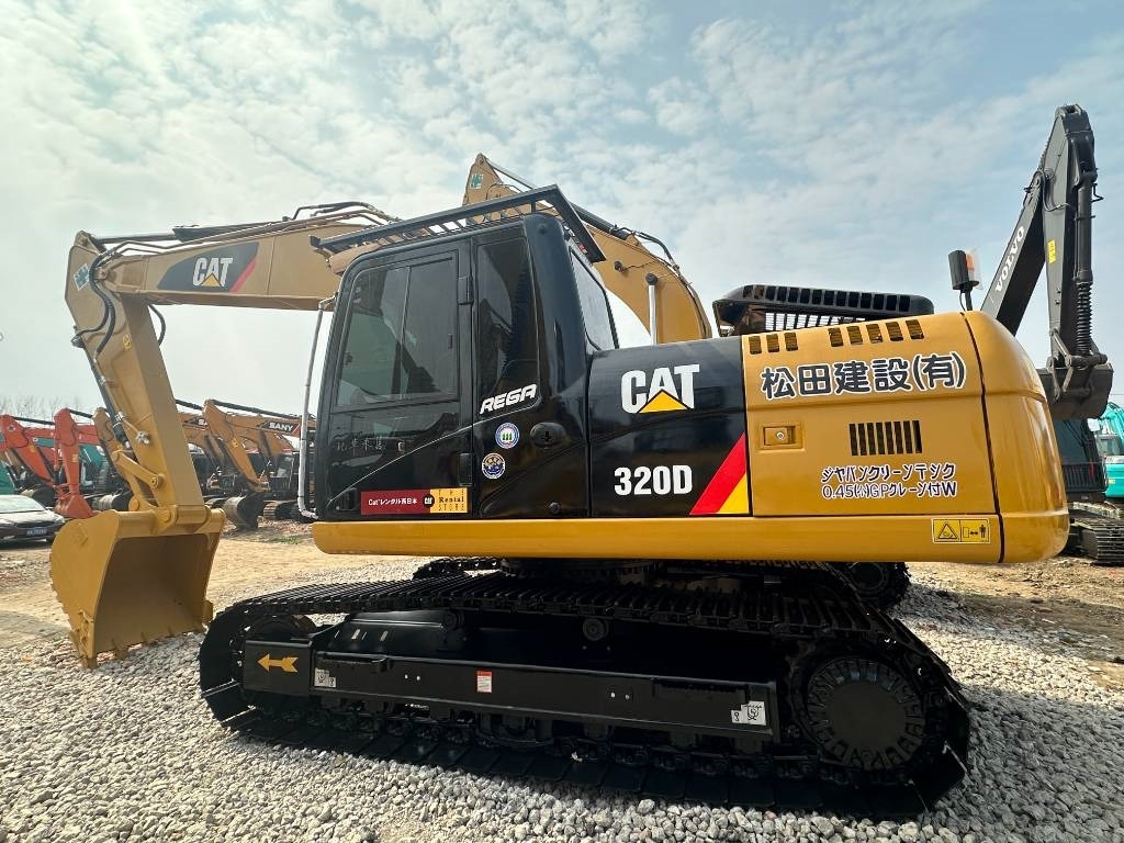 CAT 320 D - Beltegraver: bilde 1 CAT 320 D - Beltegraver: bilde 1