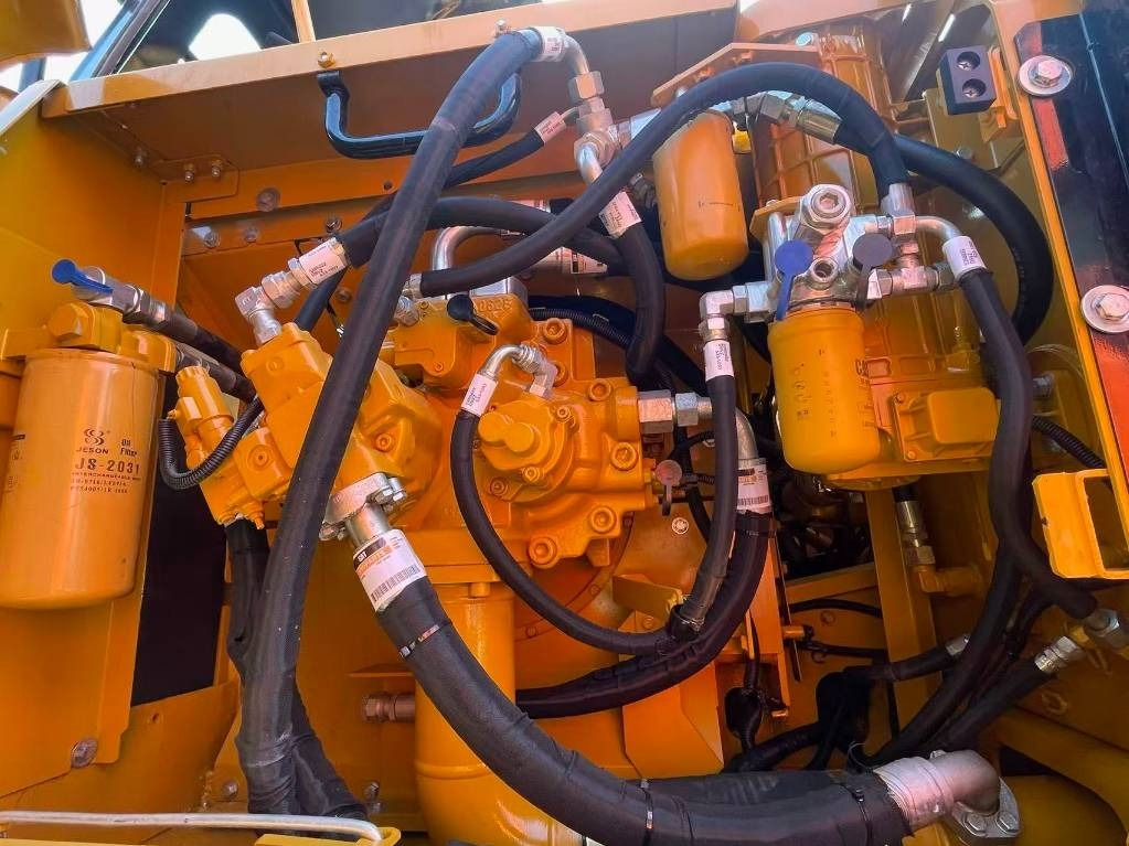 CAT 330D2 - Beltegraver: bilde 5 CAT 330D2 - Beltegraver: bilde 5