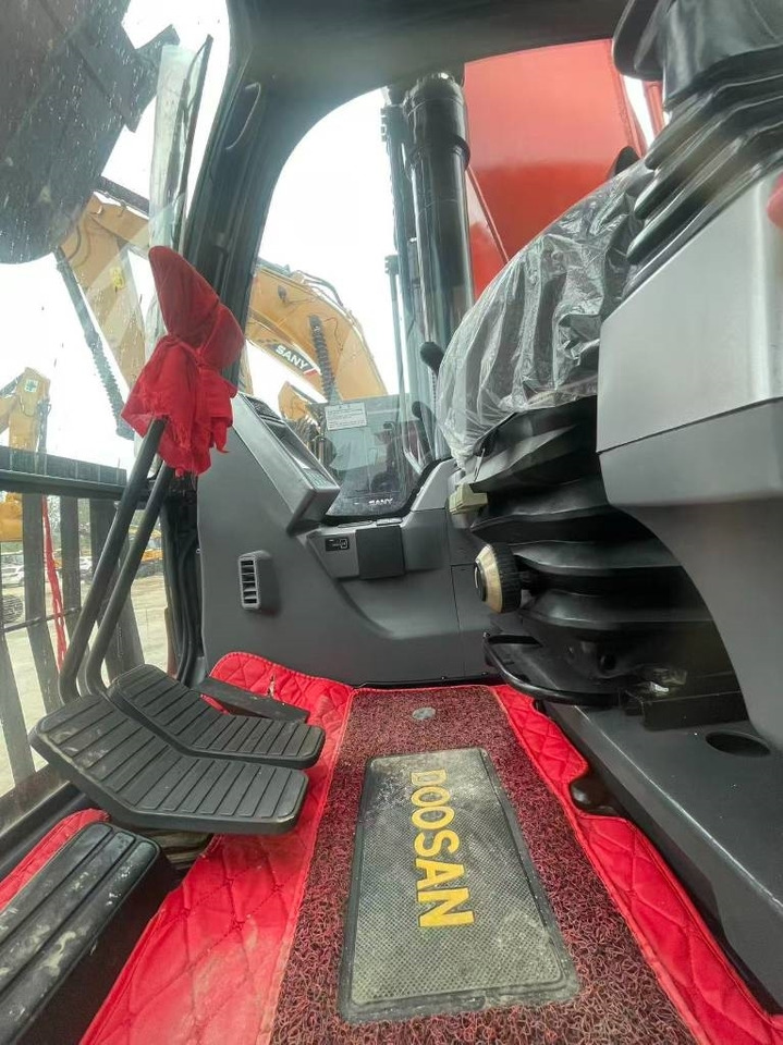Doosan DX 225 LC - Beltegraver: bilde 5 Doosan DX 225 LC - Beltegraver: bilde 5