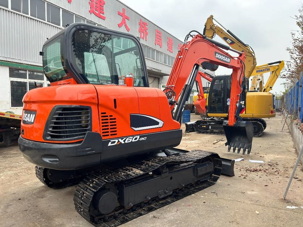 Doosan DX 60 - Minigraver: bilde 1 Doosan DX 60 - Minigraver: bilde 1