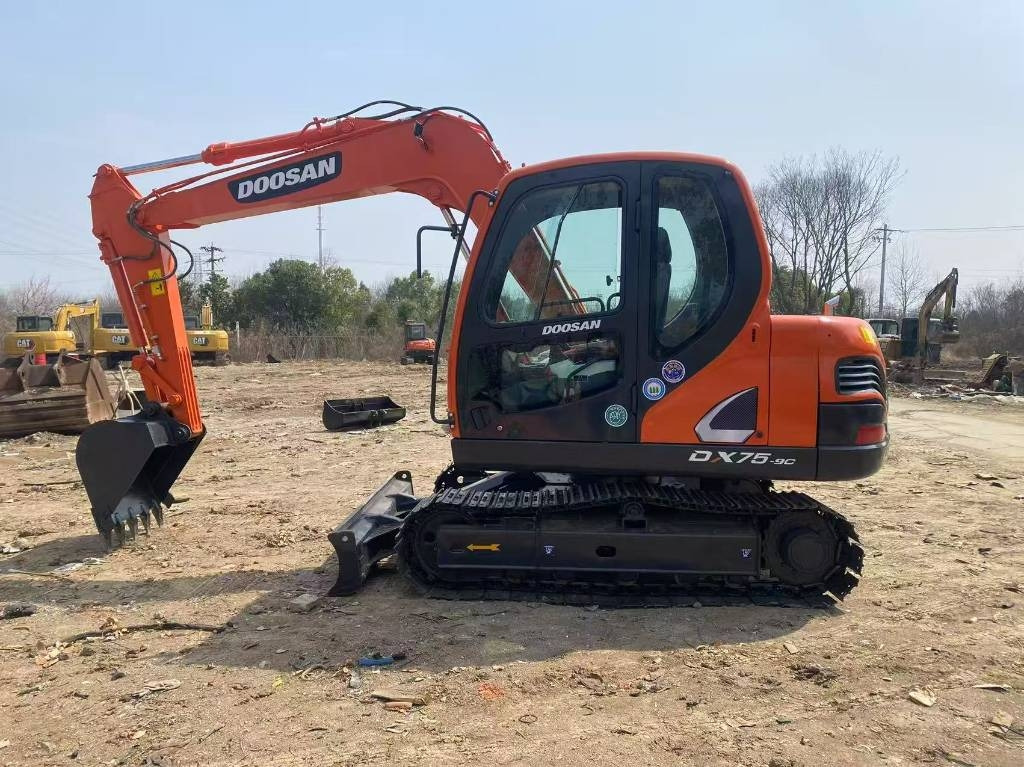 Doosan DX 75-9 C - Minigraver: bilde 1 Doosan DX 75-9 C - Minigraver: bilde 1