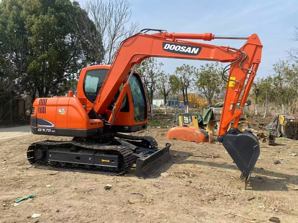 Doosan DX 75-9 C - Minigraver: bilde 4 Doosan DX 75-9 C - Minigraver: bilde 4