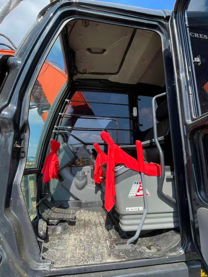 Hitachi ZX 120 - Beltegraver: bilde 3 Hitachi ZX 120 - Beltegraver: bilde 3