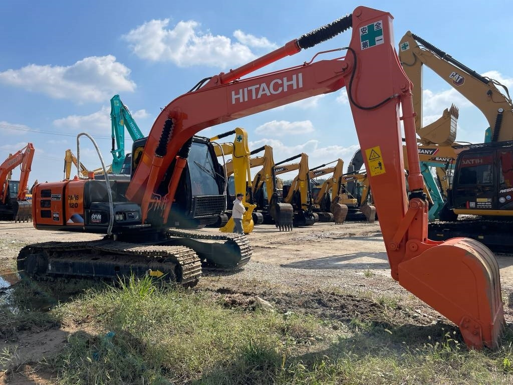 Hitachi ZX 120 - Beltegraver: bilde 5 Hitachi ZX 120 - Beltegraver: bilde 5