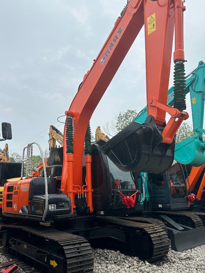 Hitachi ZX 120 - Beltegraver: bilde 2 Hitachi ZX 120 - Beltegraver: bilde 2