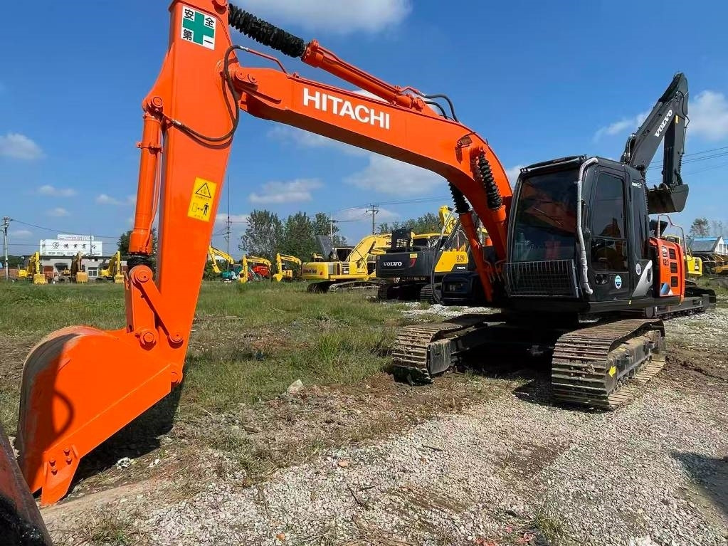 Hitachi ZX 120 - Beltegraver: bilde 2 Hitachi ZX 120 - Beltegraver: bilde 2