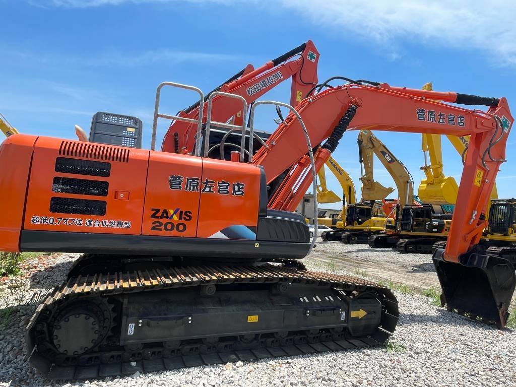 Hitachi ZX 200  - Beltegraver: bilde 1 Hitachi ZX 200  - Beltegraver: bilde 1