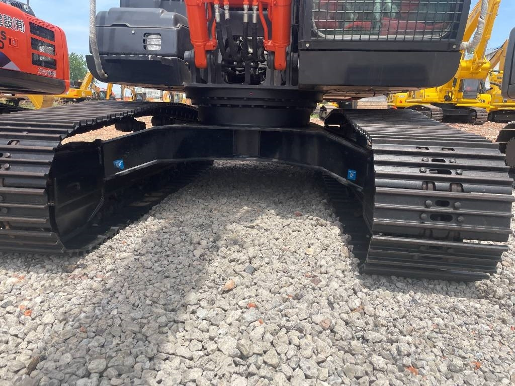 Hitachi ZX 200 - Beltegraver: bilde 4 Hitachi ZX 200 - Beltegraver: bilde 4