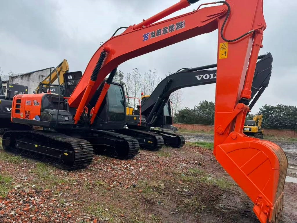 Hitachi ZX 200 - Beltegraver: bilde 5 Hitachi ZX 200 - Beltegraver: bilde 5