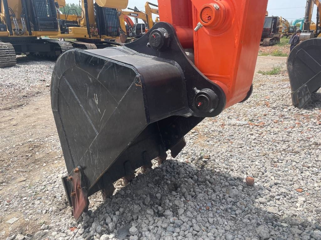 Hitachi ZX 200 - Beltegraver: bilde 3 Hitachi ZX 200 - Beltegraver: bilde 3